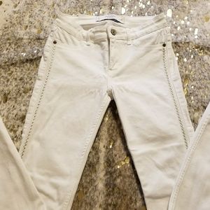 Abercrombie & Fitch white skinny jean